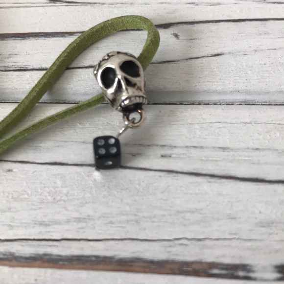 Skull necklace with dice 💀 - Picture 2 of 2